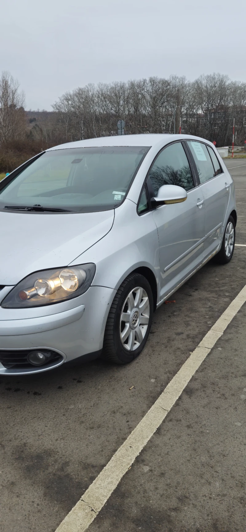 VW Golf Plus, снимка 3 - Автомобили и джипове - 53221174