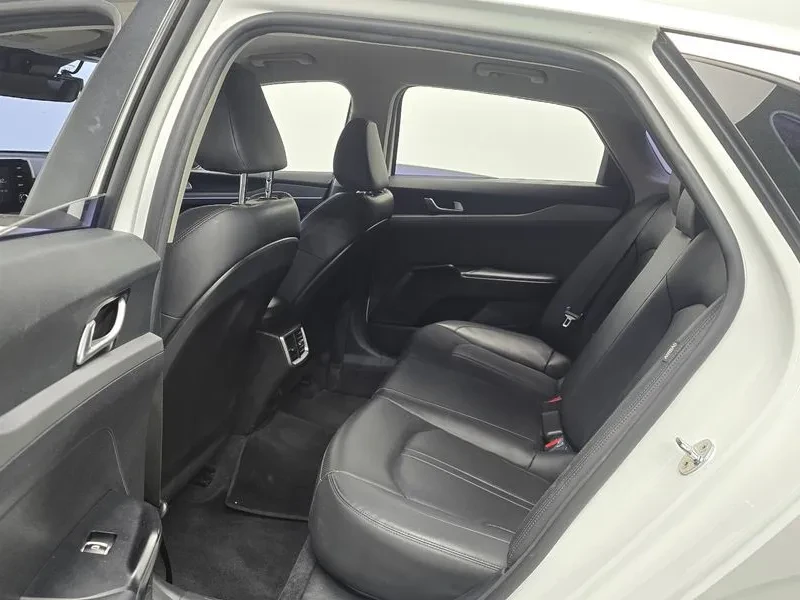 Kia K5  2.0 Lpi Standard, снимка 11 - Автомобили и джипове - 56594202