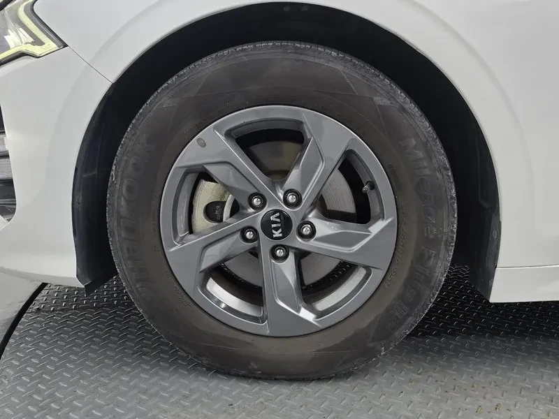 Kia K5  2.0 Lpi Standard, снимка 5 - Автомобили и джипове - 56594202