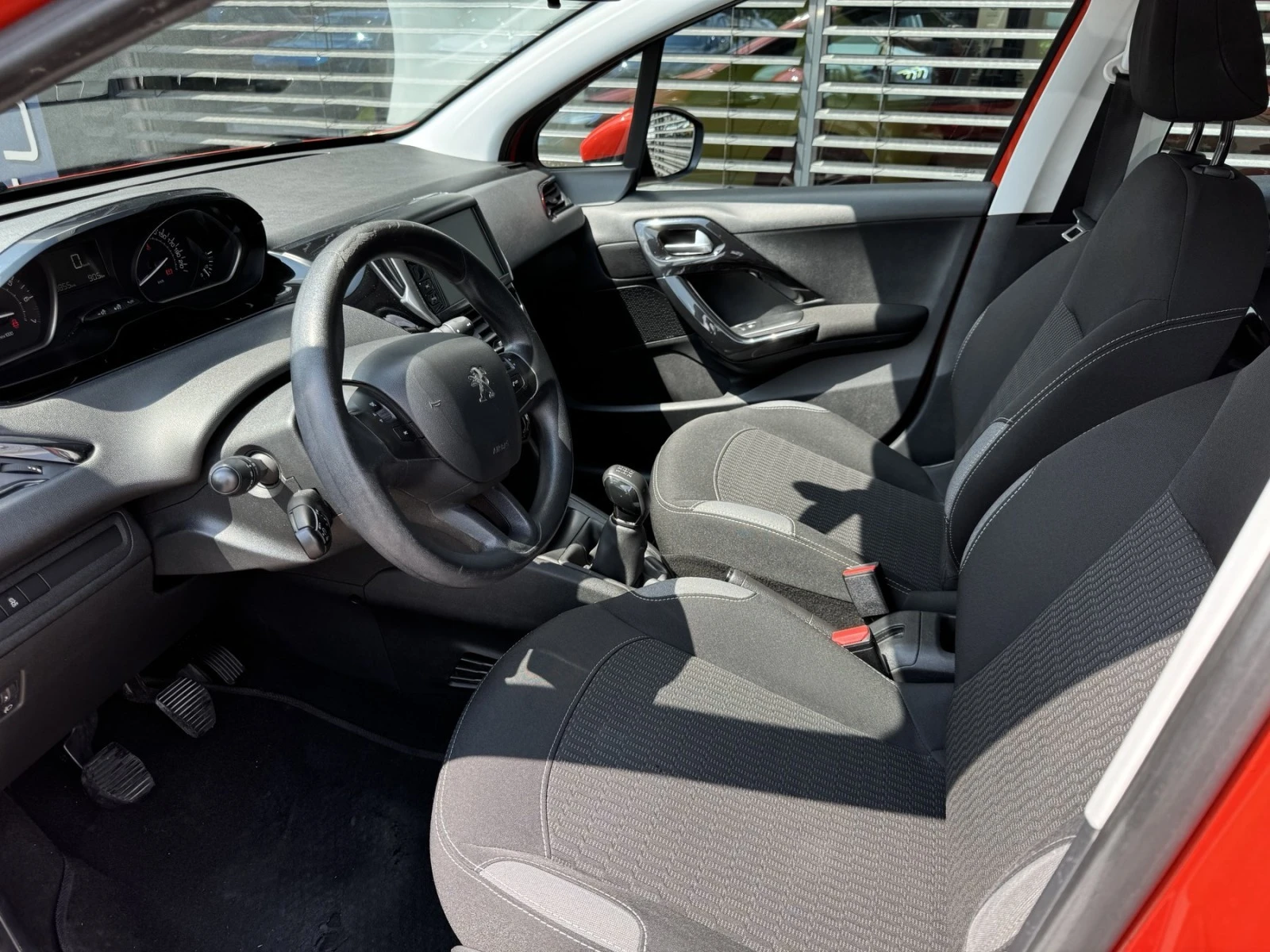 Peugeot 208 208 5 врати ACTIVE 1.2 VTi 82 hp BVM5 EURO 6 - изображение 9