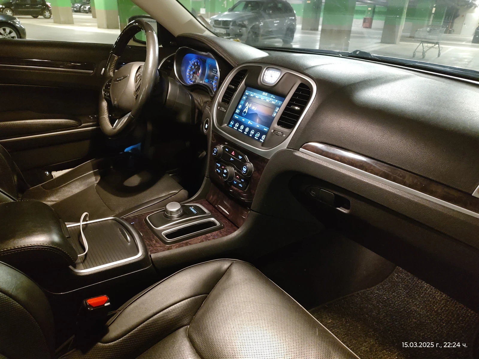 Chrysler 300c 3.6 Limited  - изображение 6