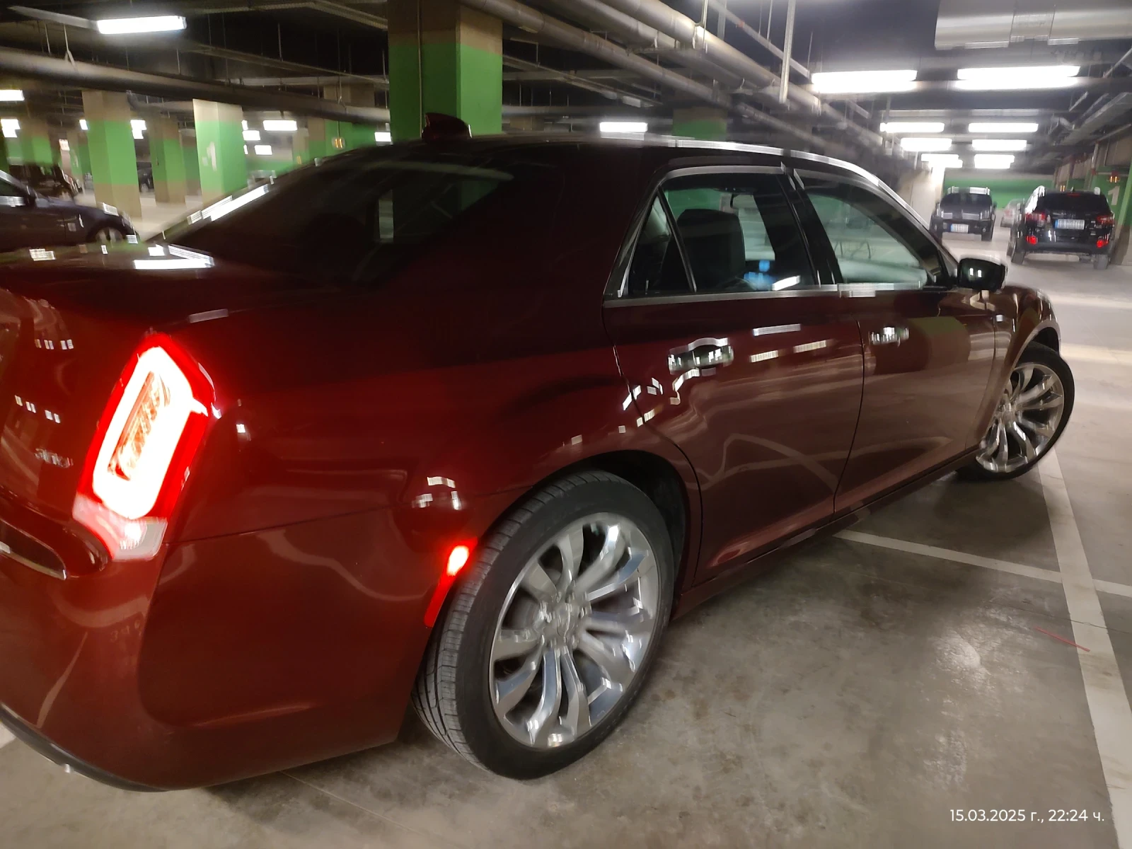 Chrysler 300c 3.6 Limited  - изображение 2