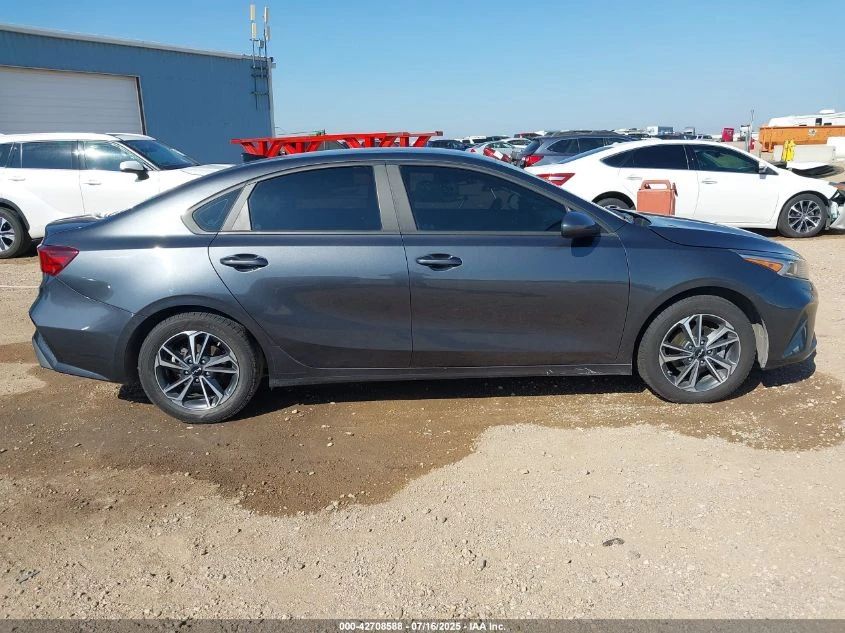 Kia Forte 2.0L I-4 DOHC, VVT, 147HP Front Wheel Drive | Mobile.bg   5