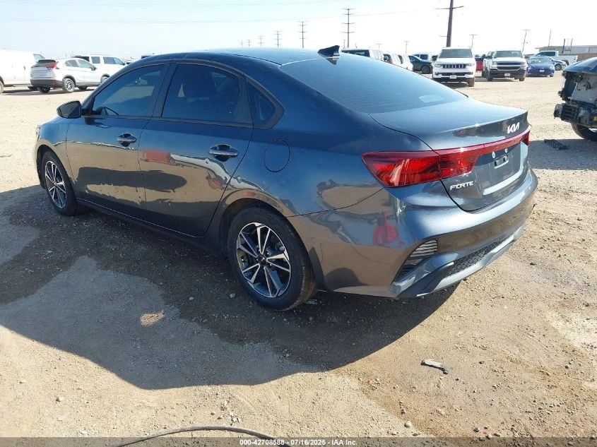 Kia Forte 2.0L I-4 DOHC, VVT, 147HP Front Wheel Drive | Mobile.bg   8