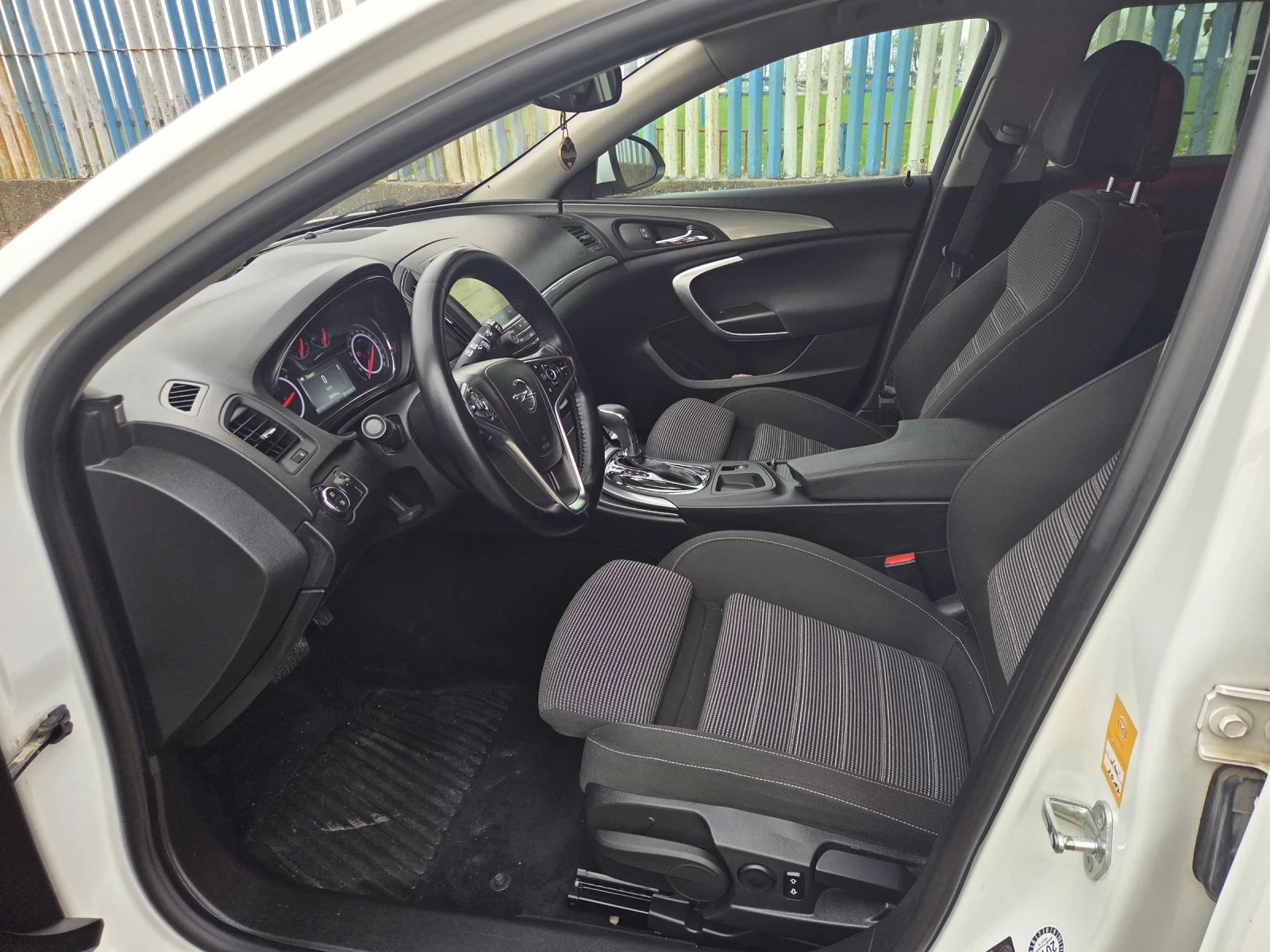 Opel Insignia Sports Tourer - изображение 9