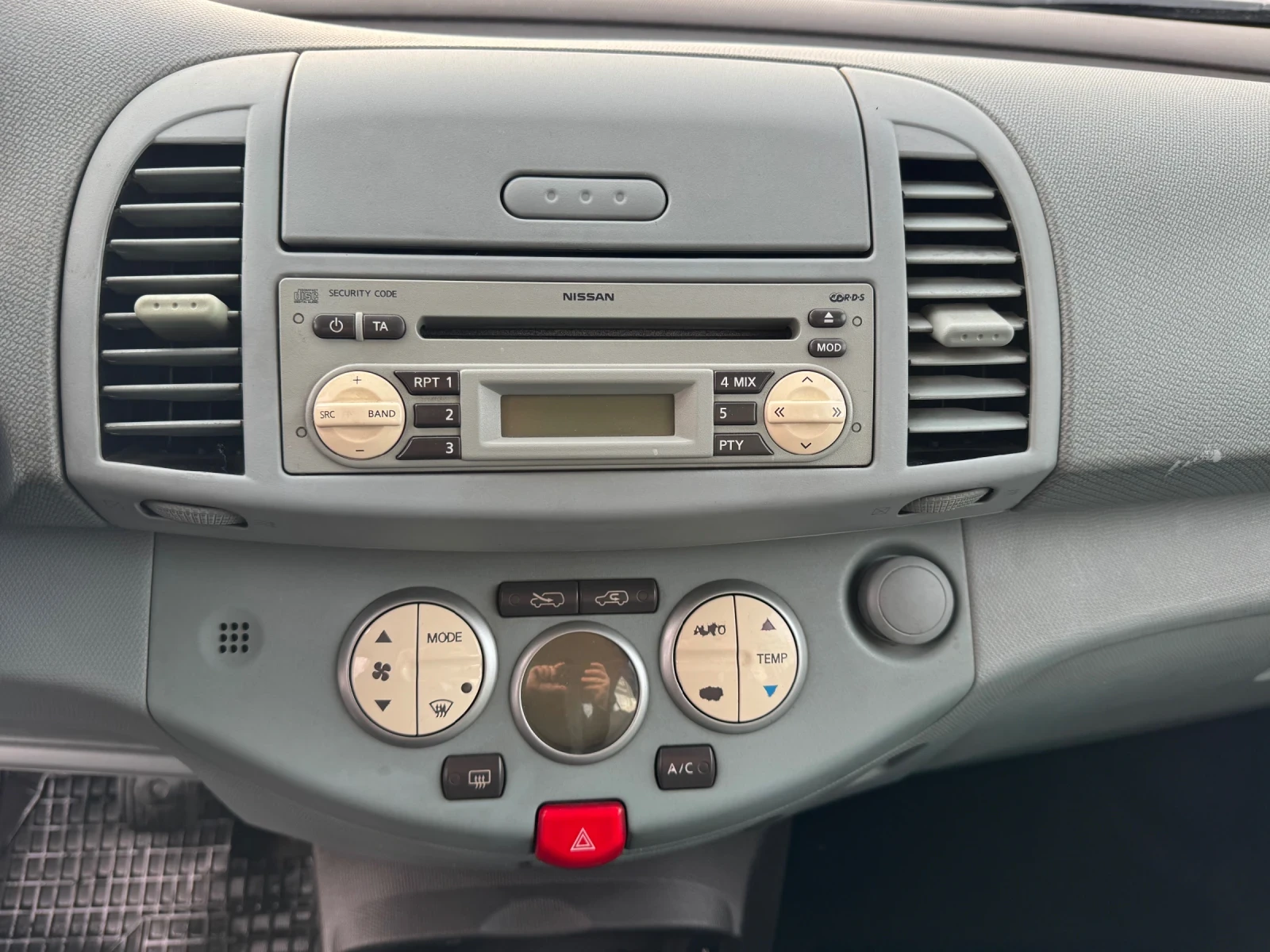 Nissan Micra  - изображение 7