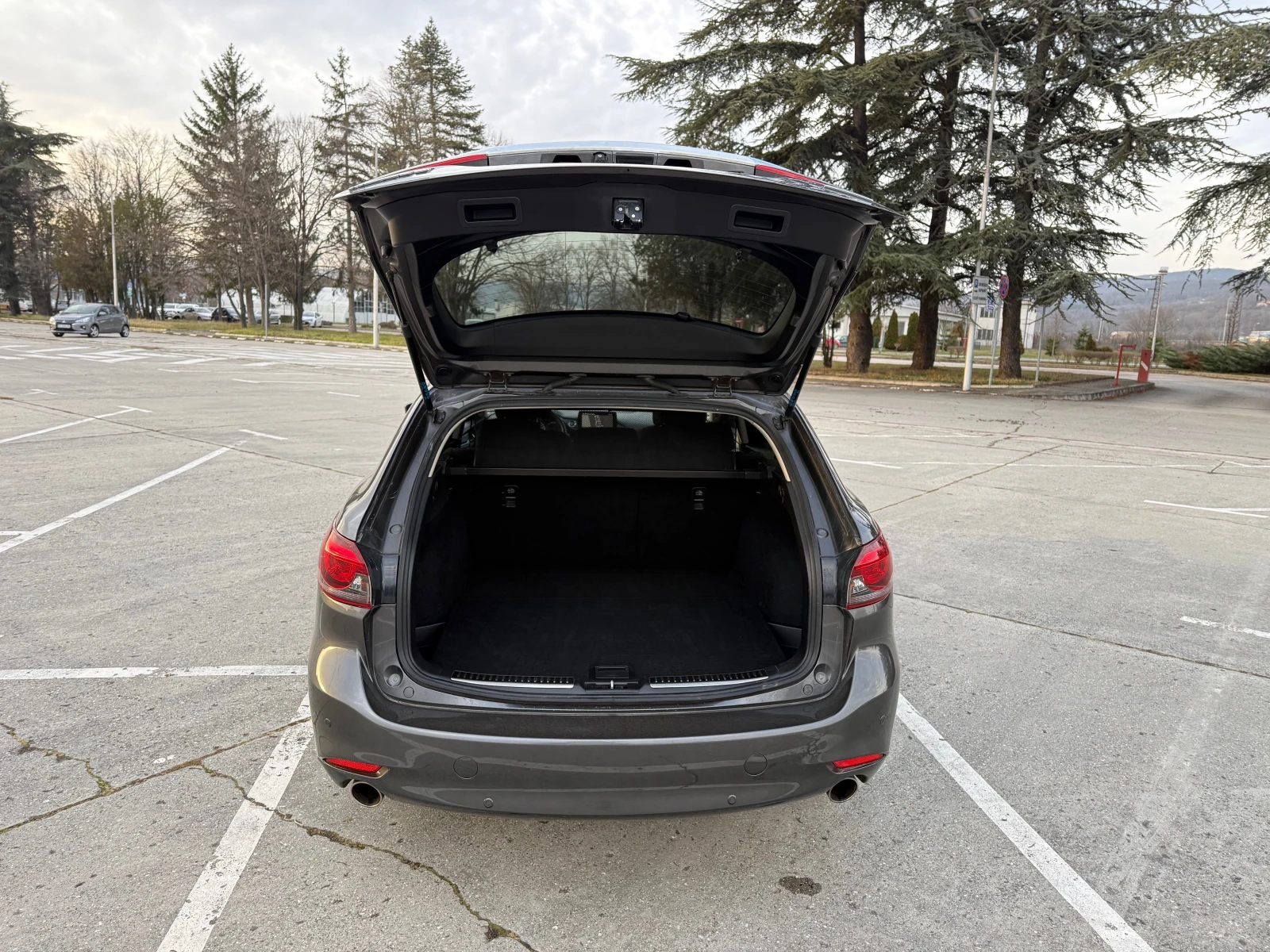 Mazda 6 2.2/83000km/Distronic/HeadUp/LaneAssist/Xenon/Led/ - изображение 7