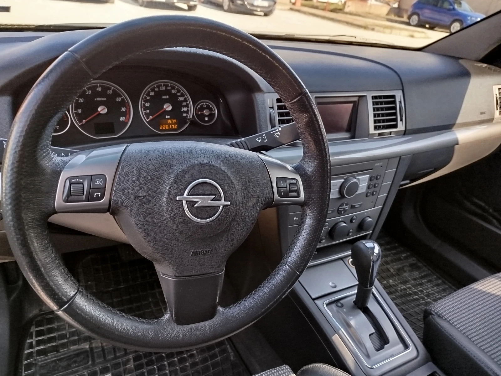 Opel Signum 22, снимка 10 - Автомобили и джипове - 53745379