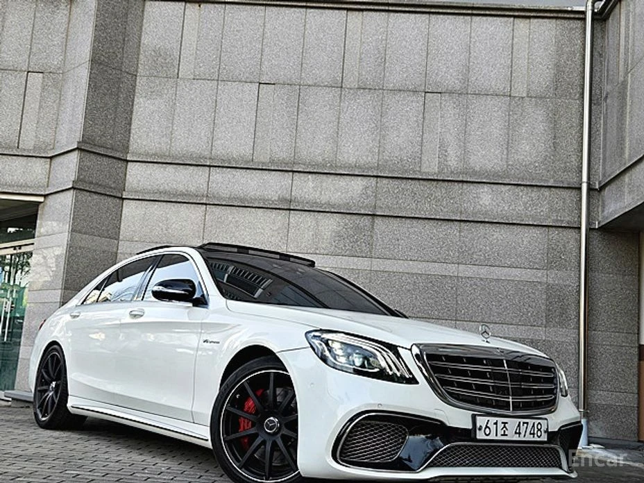 Mercedes-Benz S 63 AMG