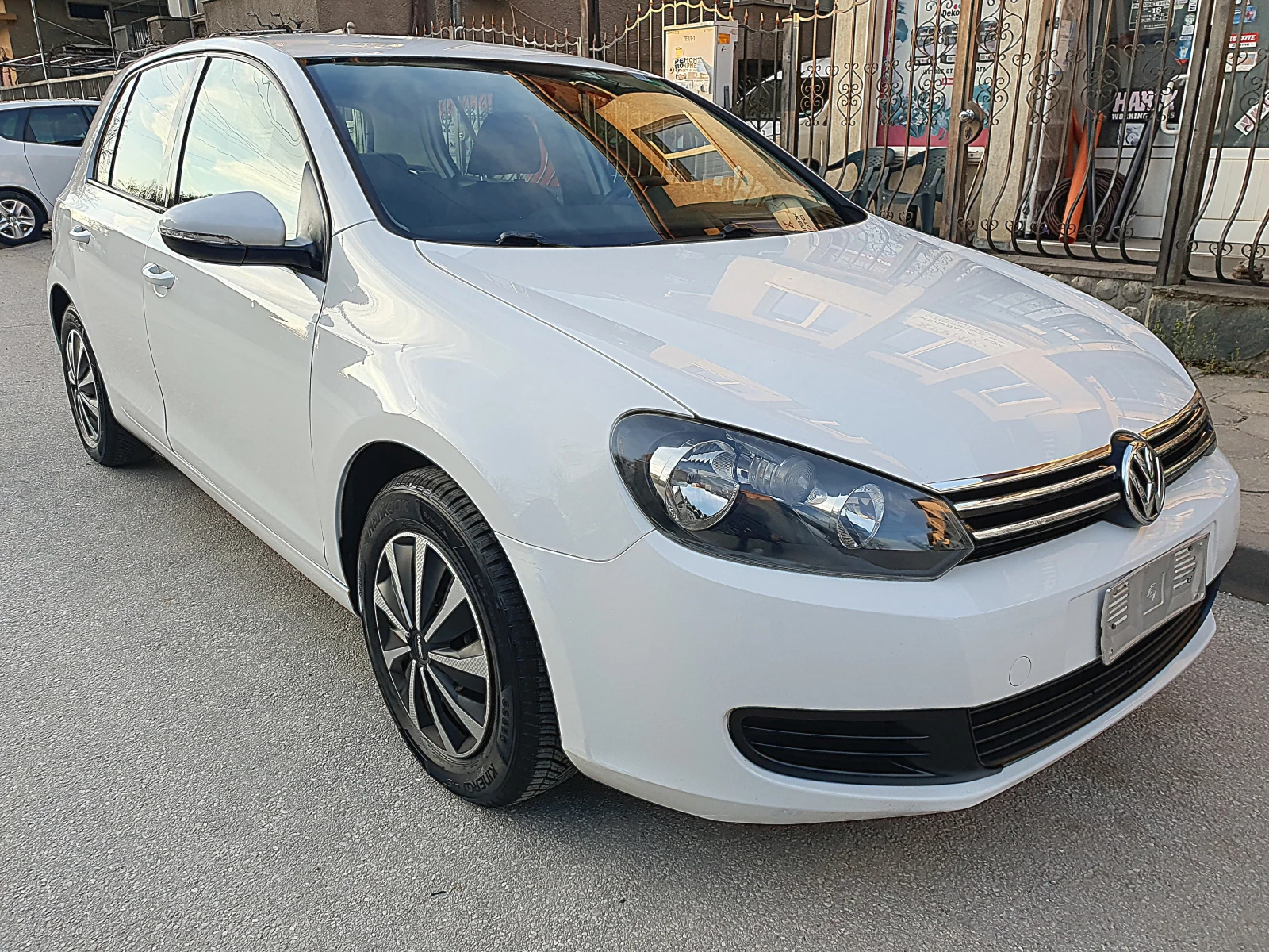 VW Golf 1.4i - 80k.s. Evro 5A, снимка 6 - Автомобили и джипове - 54117726