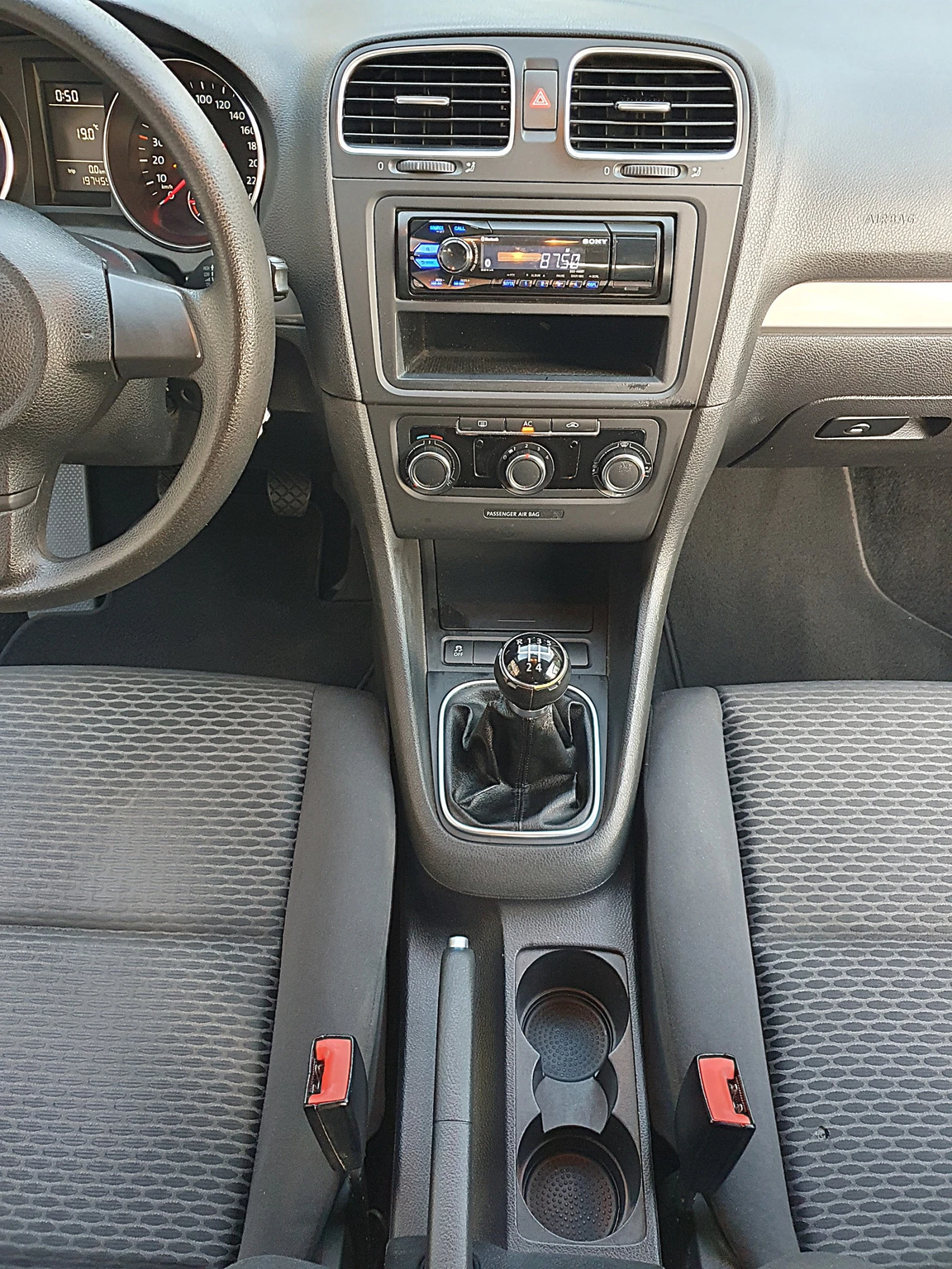 VW Golf 1.4i - 80k.s. Evro 5A, снимка 13 - Автомобили и джипове - 54117726