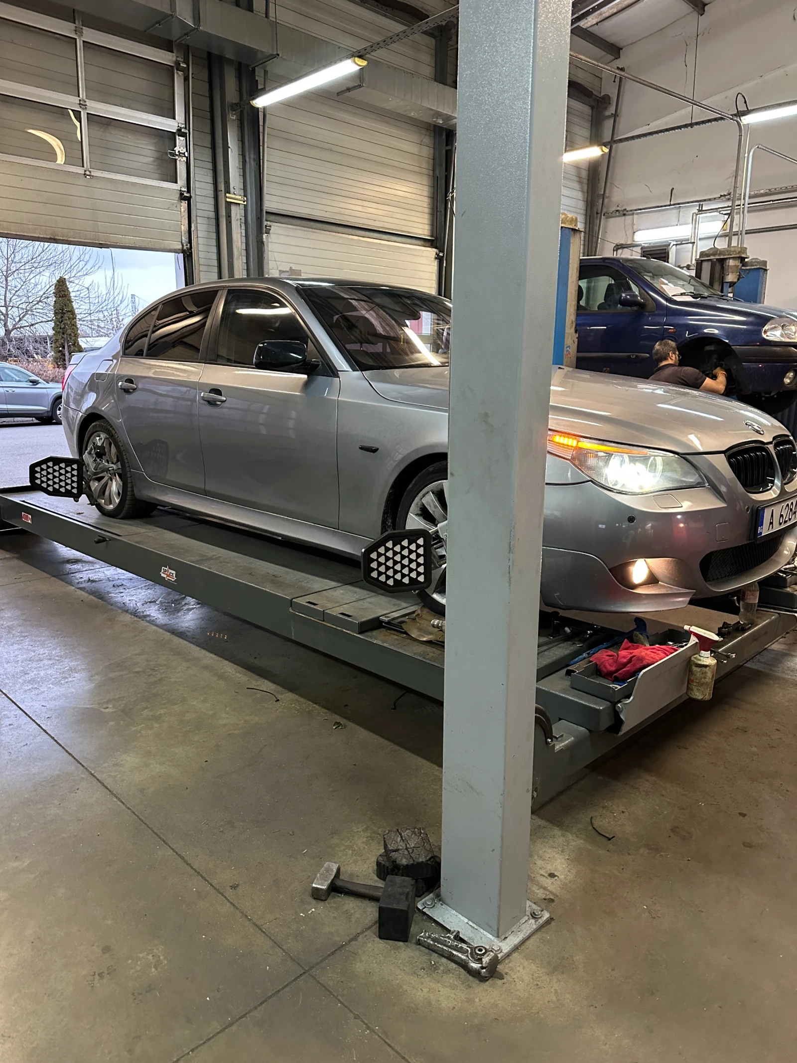 BMW 530 3.0, снимка 13 - Автомобили и джипове - 54348461