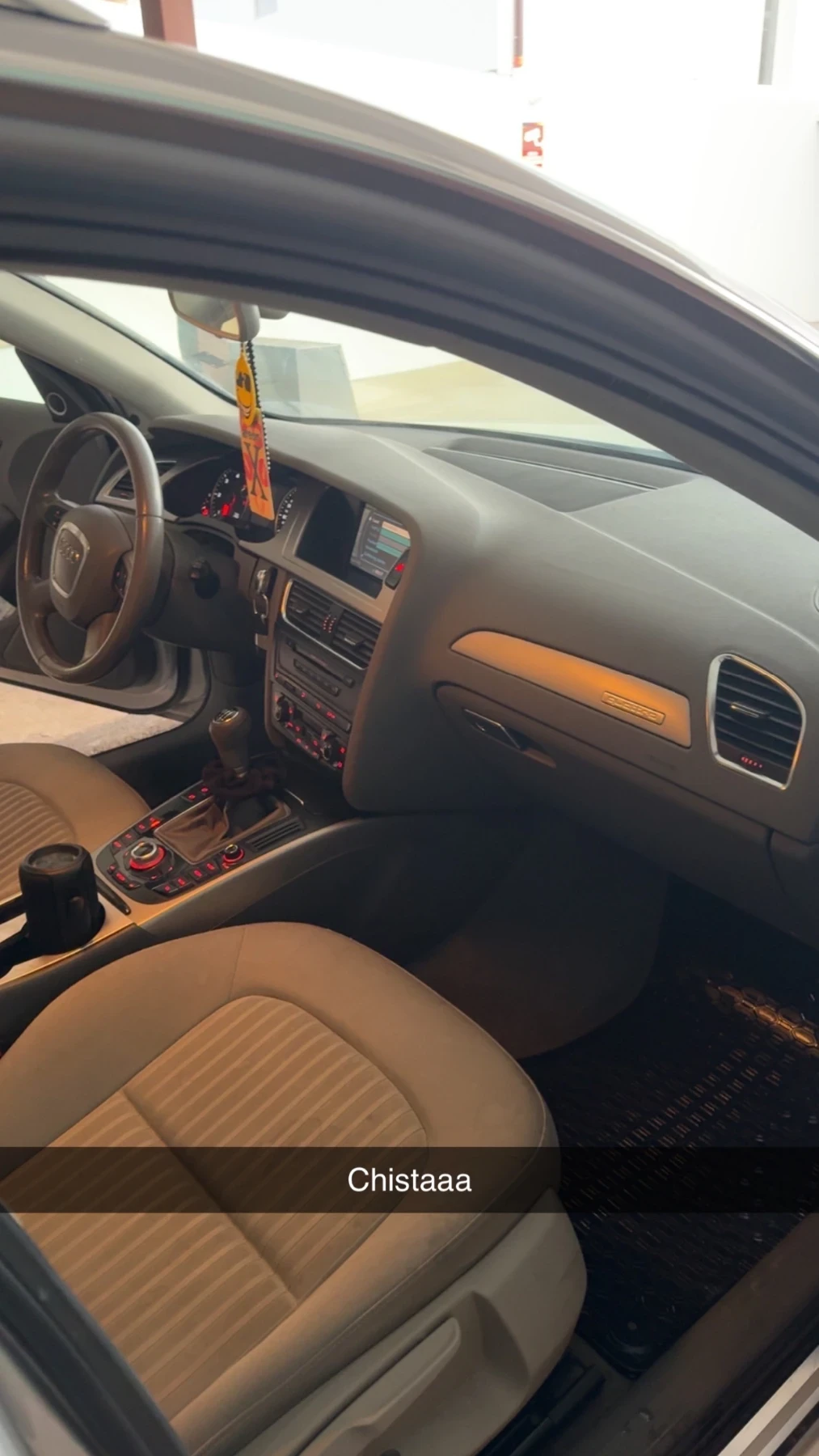 Audi A4 Avant 3.0 239 Ръчка , снимка 13 - Автомобили и джипове - 54360505