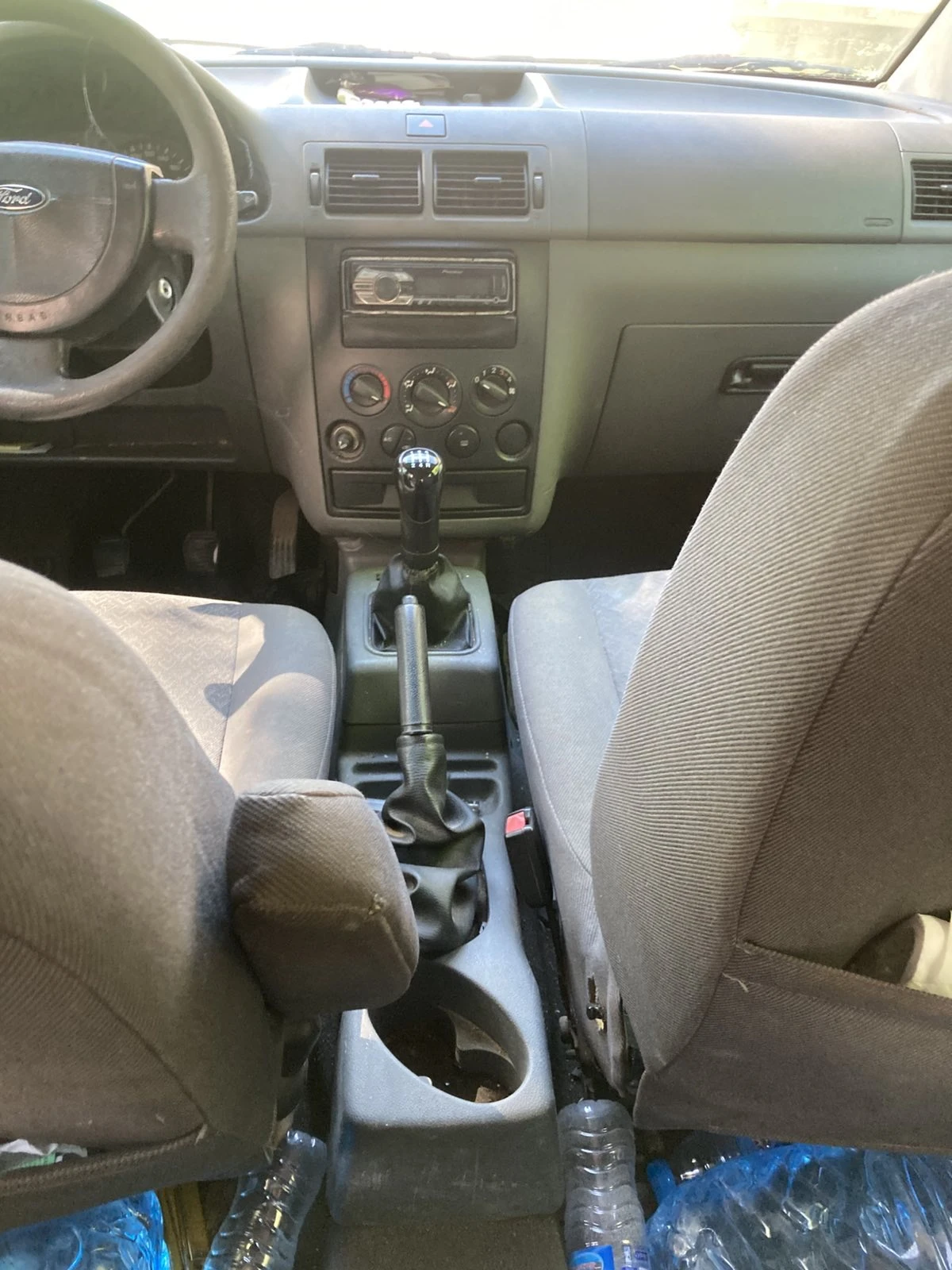 Ford Tourneo Connect 1.7D, снимка 12 - Автомобили и джипове - 54590030