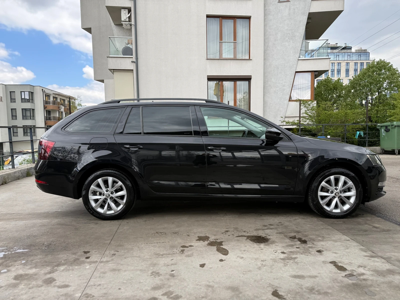 Skoda Octavia 1.5 CNG АВТОМАТ ГОТОВ ЛИЗИНГ, снимка 3 - Автомобили и джипове - 54634848