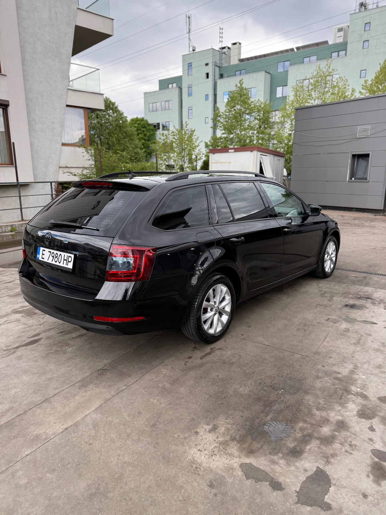 Skoda Octavia 1.5 CNG АВТОМАТ ГОТОВ ЛИЗИНГ, снимка 6 - Автомобили и джипове - 54634848