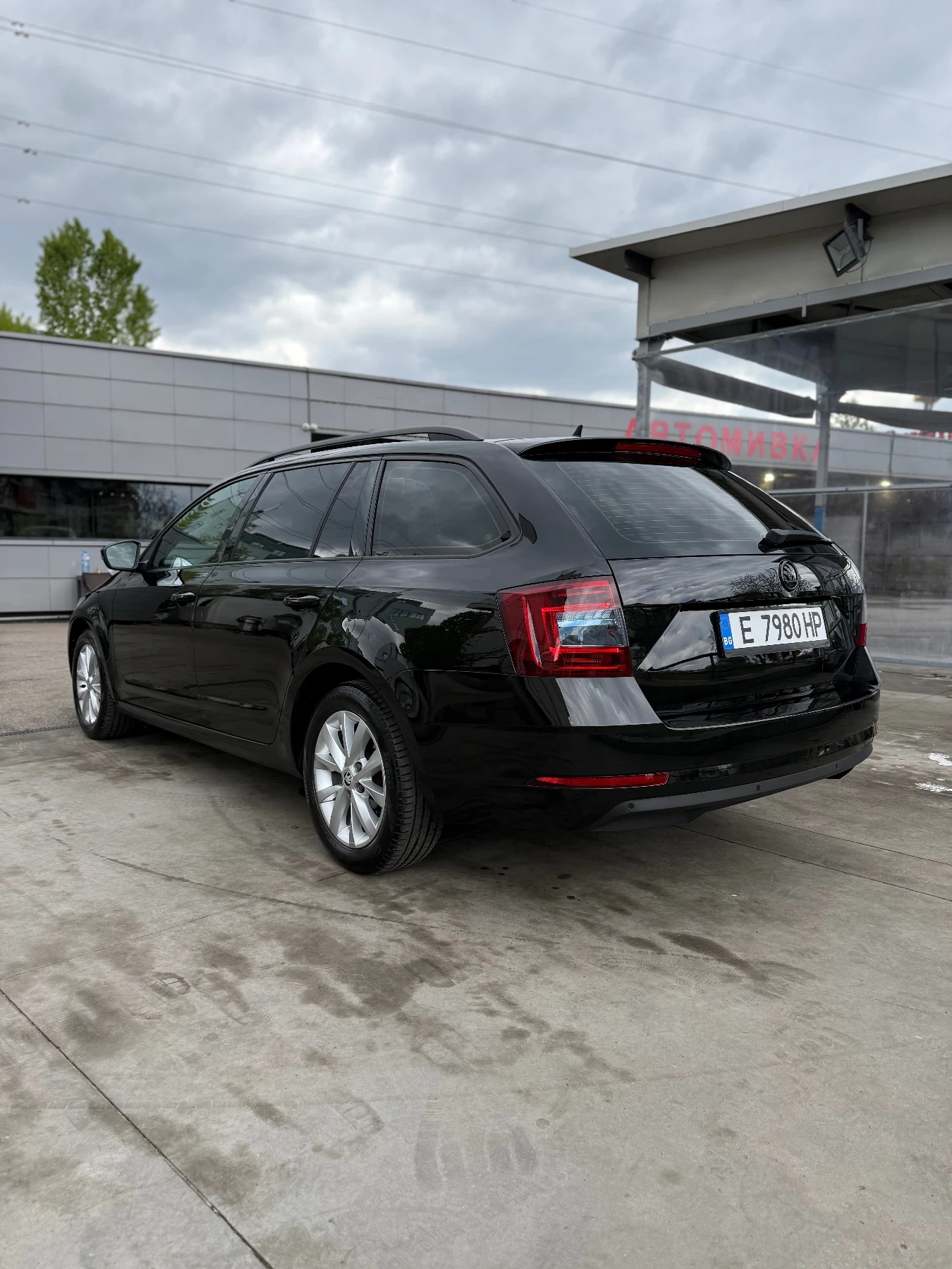 Skoda Octavia 1.5 CNG АВТОМАТ ГОТОВ ЛИЗИНГ, снимка 5 - Автомобили и джипове - 54634848