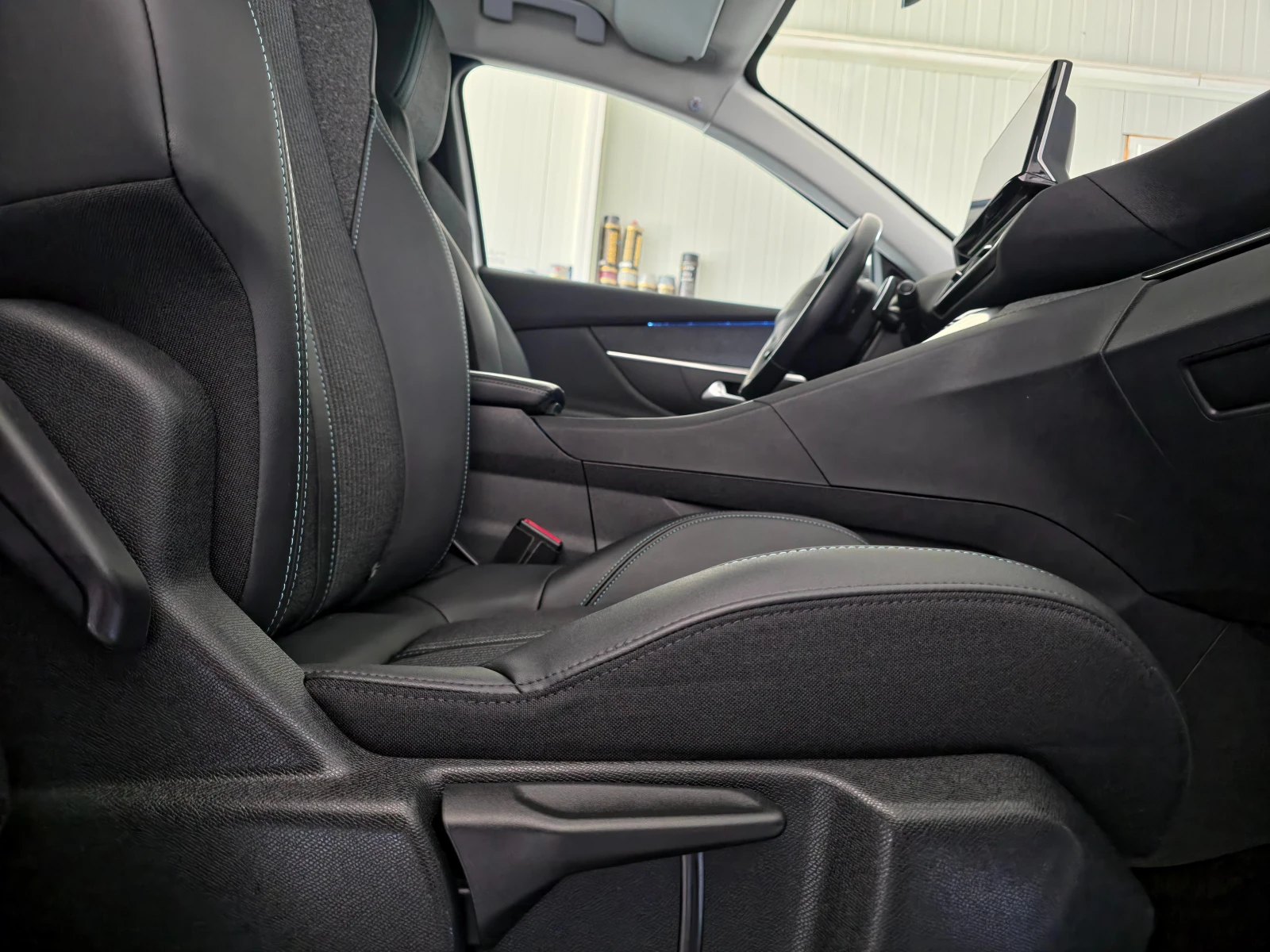 Peugeot 3008 PLUG-IN-HYBRID 225 ALLURE | Mobile.bg � ����������� 9