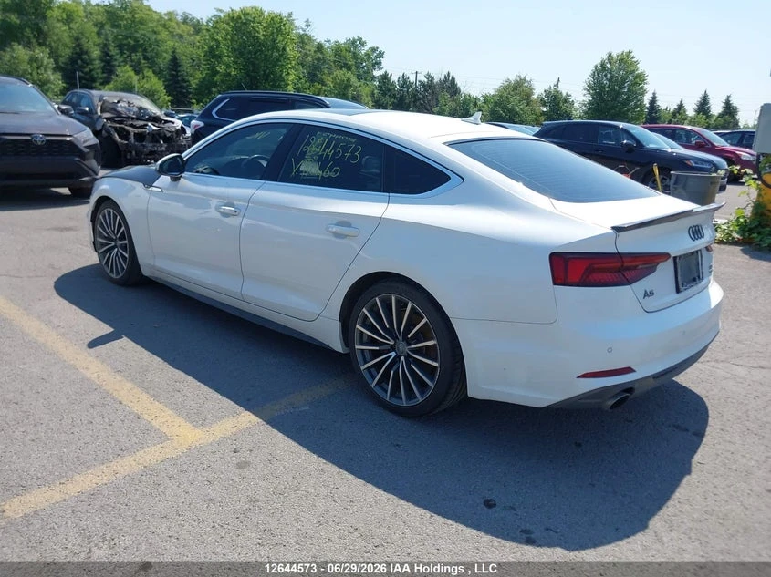 Audi A5 Sportback Technik Автокредит Цена до България, снимка 4 - Автомобили и джипове - 55300187