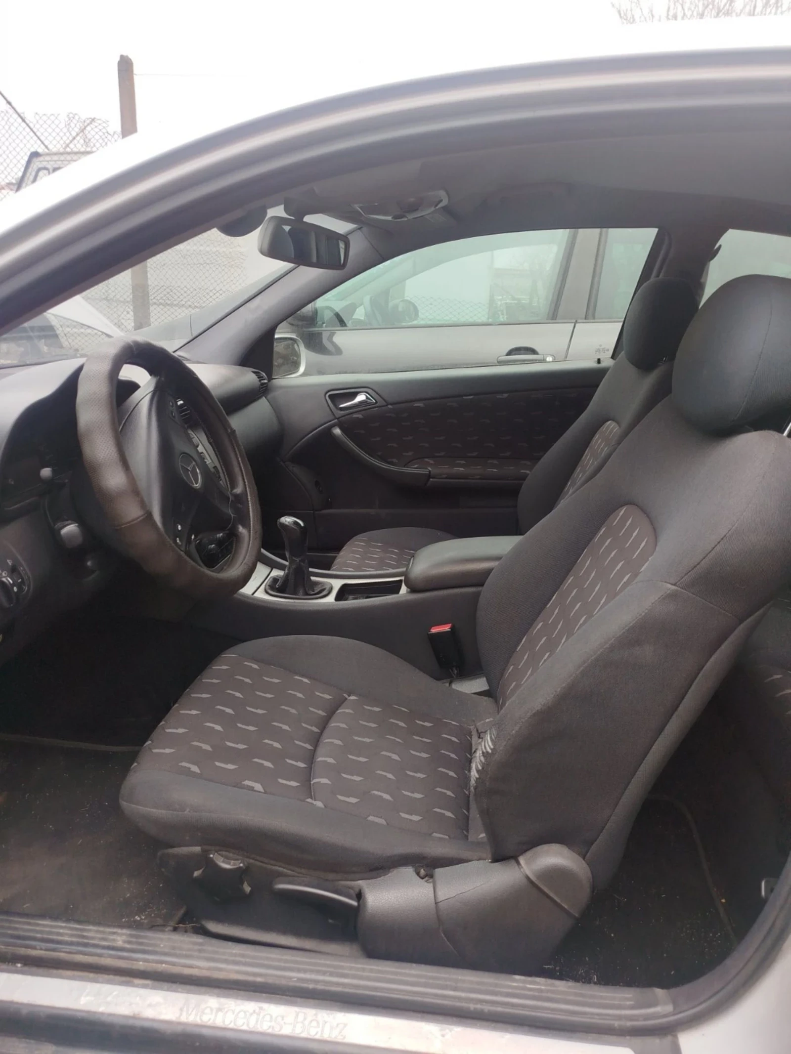 Mercedes-Benz 220, снимка 5 - Автомобили и джипове - 55315883
