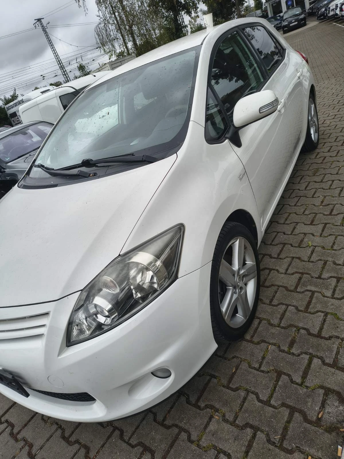 Toyota Auris 1.6 FACELIFT, снимка 5 - Автомобили и джипове - 56336005