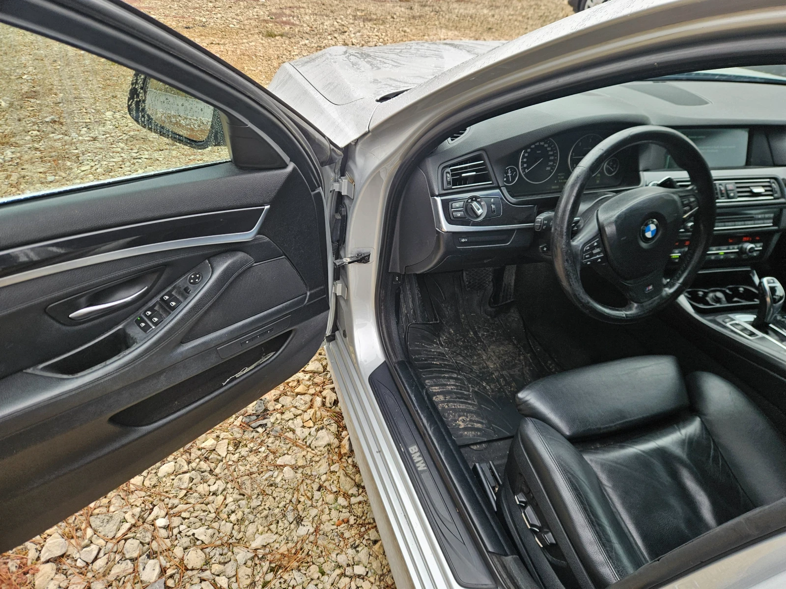 BMW 520 2.0184 кс М-pak, снимка 13 - Автомобили и джипове - 56601944