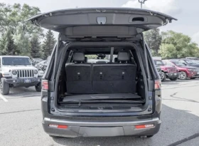 Jeep Grand Wagoneer 5.7 HEMI * 7 МЕСТА * ОБДУХВАНЕ * ТВ * CARFAX * , снимка 5