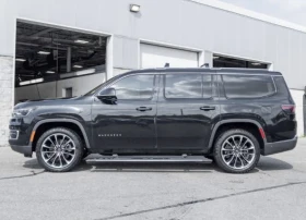 Jeep Grand Wagoneer 5.7 HEMI * 7 МЕСТА * ОБДУХВАНЕ * ТВ * CARFAX * , снимка 2