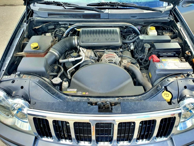 Jeep Grand cherokee Wk, снимка 13 - Автомобили и джипове - 48257241