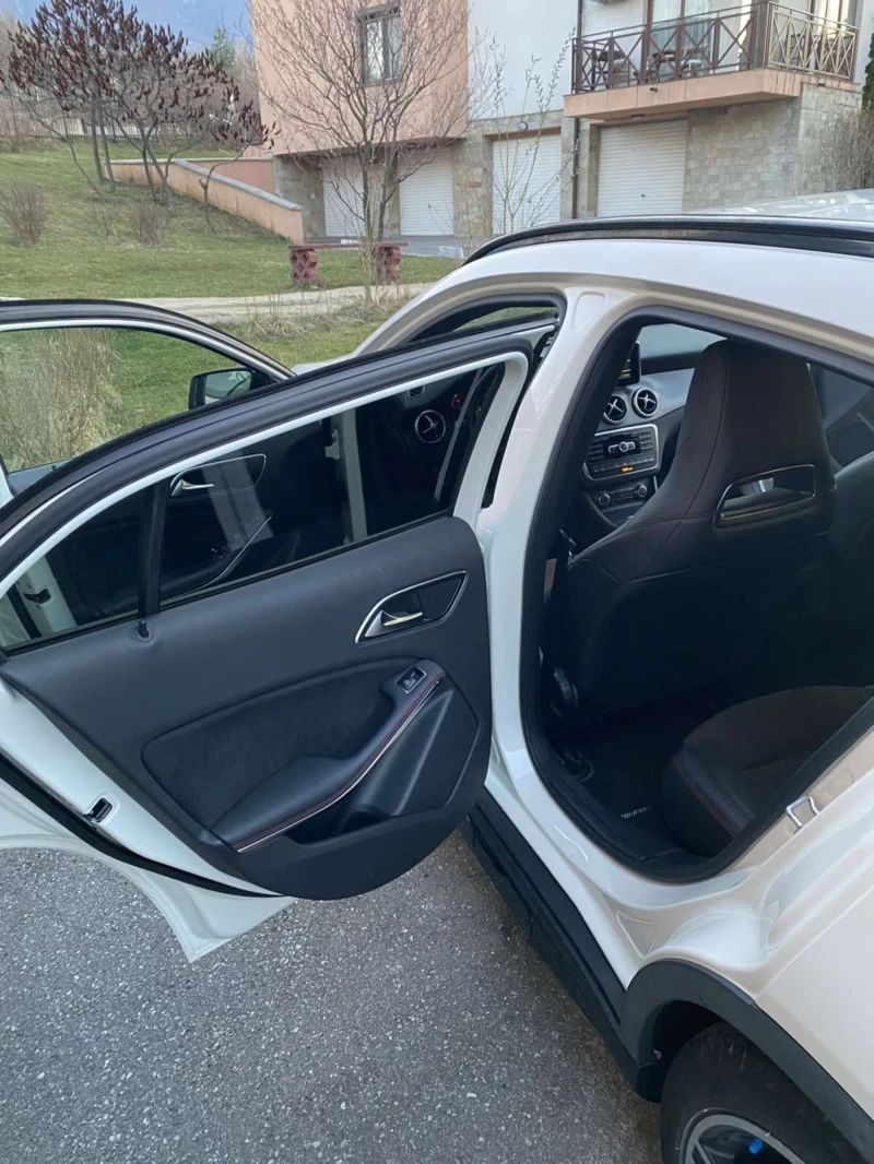 Mercedes-Benz GLA, снимка 5 - Автомобили и джипове - 52666413