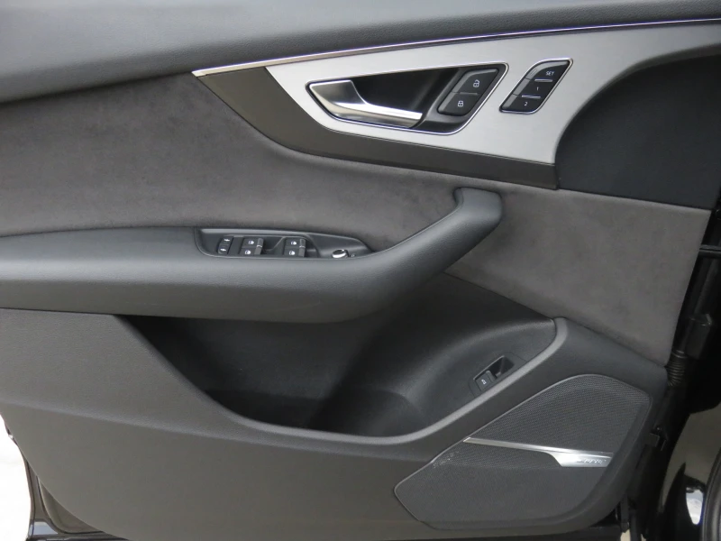 Audi SQ7 4.0 TDI Quattro, снимка 5 - Автомобили и джипове - 51255581