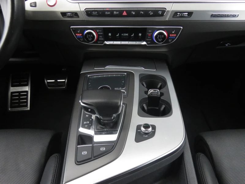 Audi SQ7 4.0 TDI Quattro, снимка 10 - Автомобили и джипове - 51255581