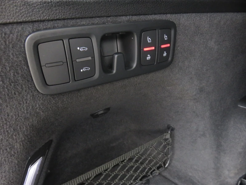 Audi SQ7 4.0 TDI Quattro, снимка 17 - Автомобили и джипове - 51255581