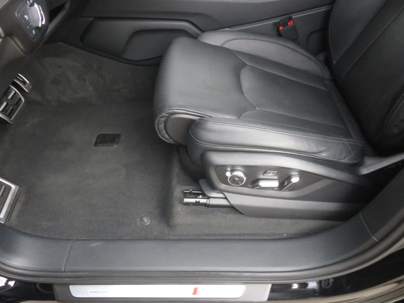 Audi SQ7 4.0 TDI Quattro, снимка 6 - Автомобили и джипове - 51255581