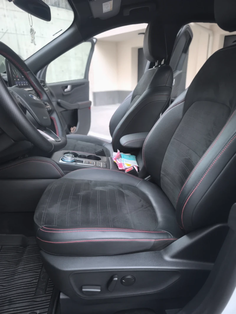 Ford Kuga ST-LINE X, 4WD 2.5 FHEV - BLACK PACK EDITION, снимка 17 - Автомобили и джипове - 52230225