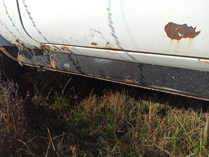 Lada Niva 1.7, снимка 8 - Автомобили и джипове - 52738285