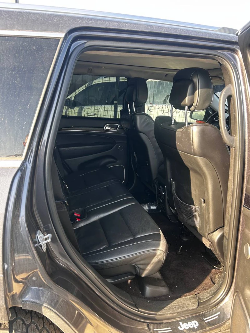 Jeep Grand cherokee 5.7 SUMMIT Наличен, снимка 8 - Автомобили и джипове - 52827380