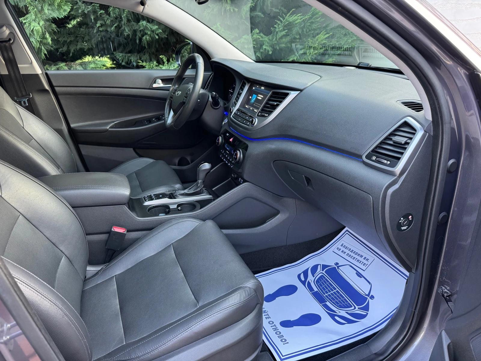 Hyundai Tucson 2.0CRDI PANORAMA PODGREV KEYLESS-GO KOJA KAMERA  - изображение 10