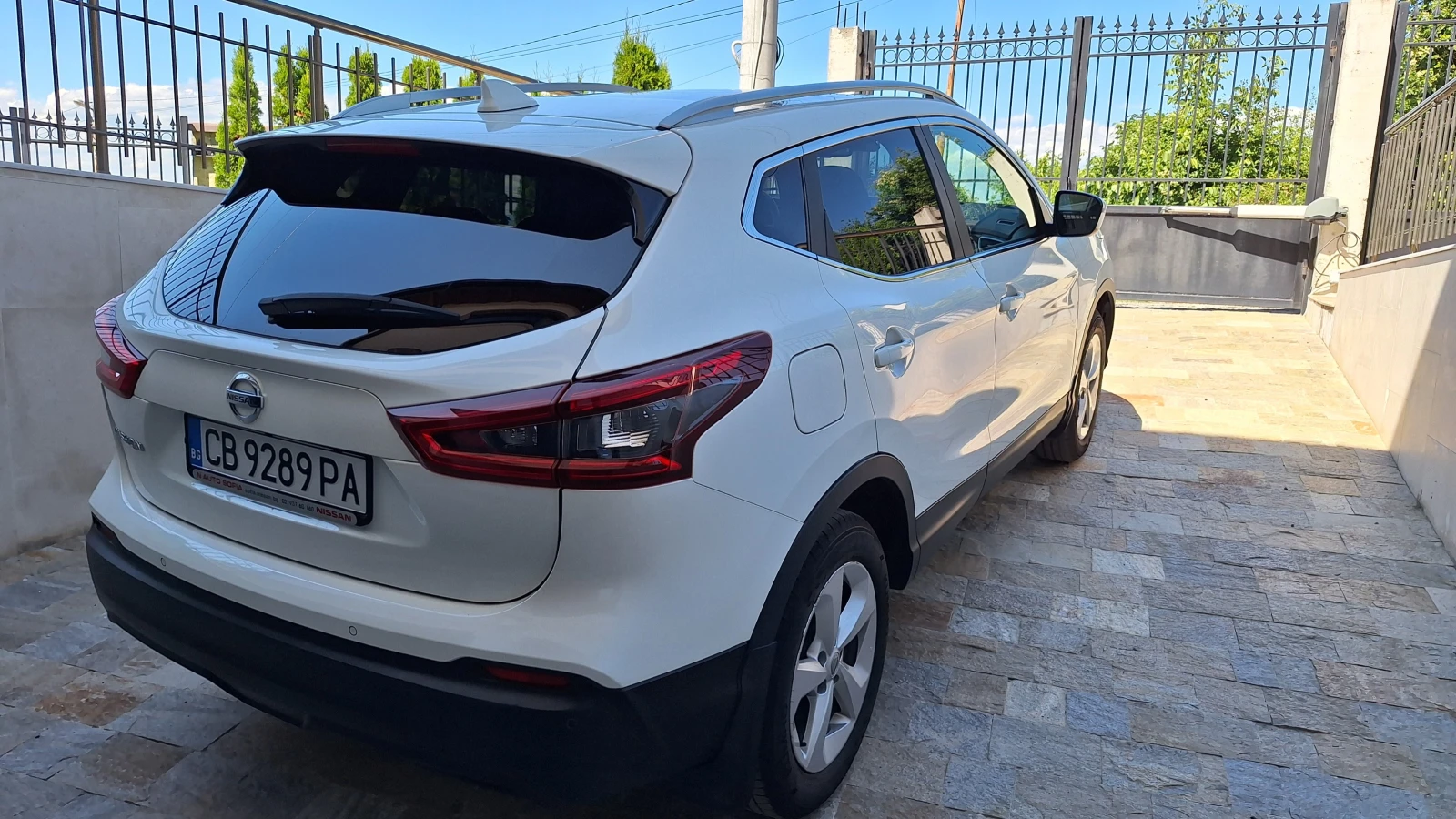 Nissan Qashqai 1.3 DIG-T Acenta Plus 7A/T - изображение 5