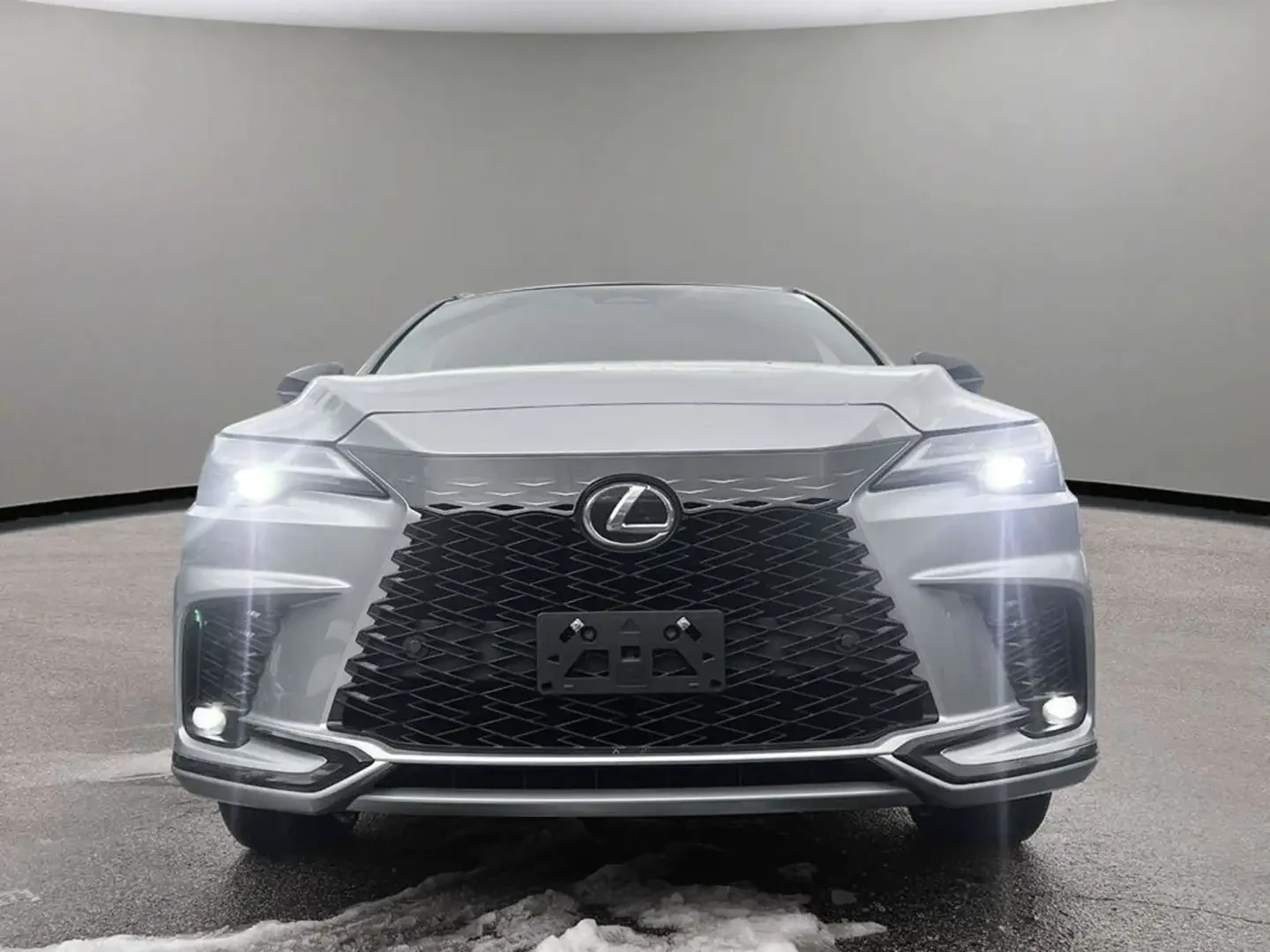 Lexus RX 500h F-SPORT/KEYLESS/LANE ASSIST/ПОДГРЕВ/ОБДУХВАНЕ  - изображение 2