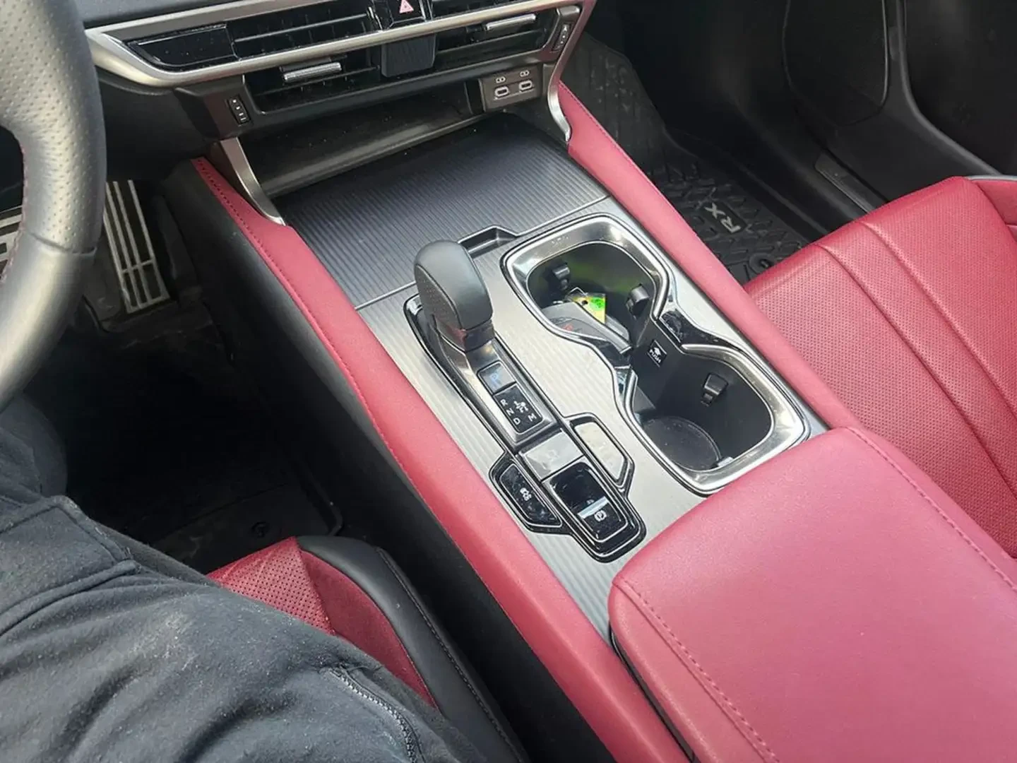 Lexus RX 500h F-SPORT/KEYLESS/LANE ASSIST//  | Mobile.bg   12