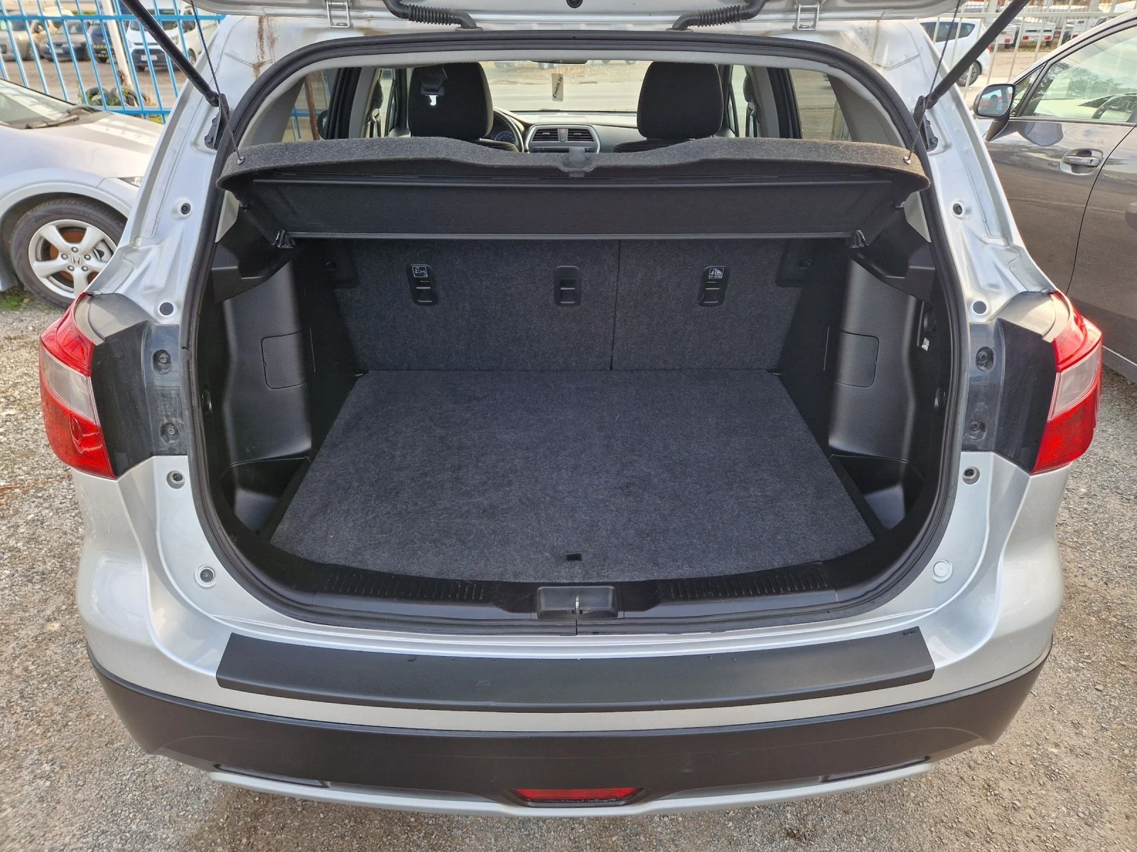 Suzuki SX4 S-Cross 1.6I 4x4  | Mobile.bg — изображение 9