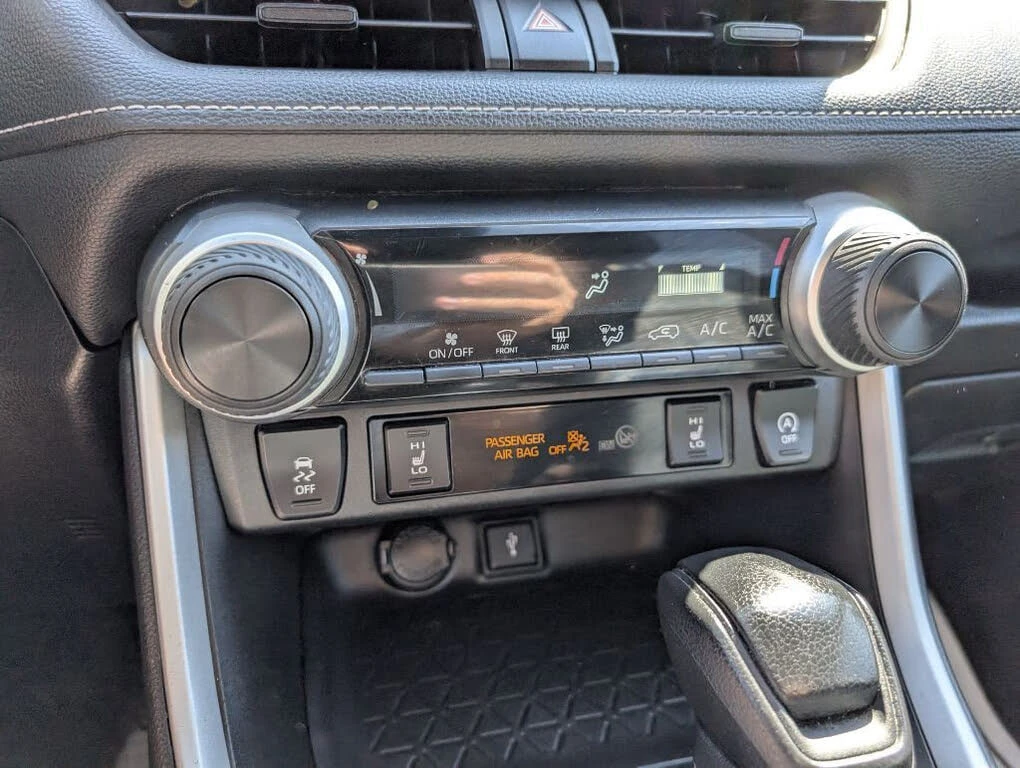 Toyota Rav4 *  *    *   *  | Mobile.bg   13