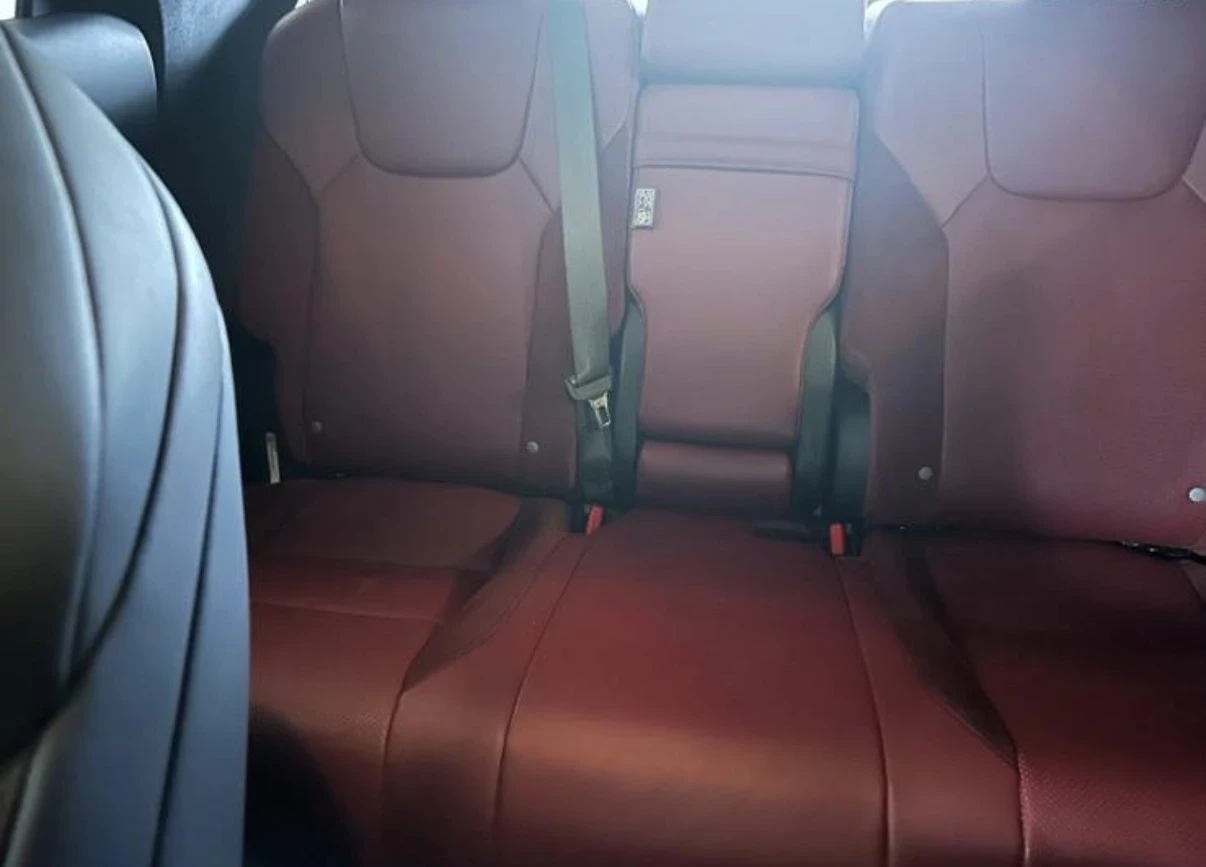 Lexus RX 500h Performance | Червена Кожа | Обдухване | Carfax | , снимка 9 - Автомобили и джипове - 53762256