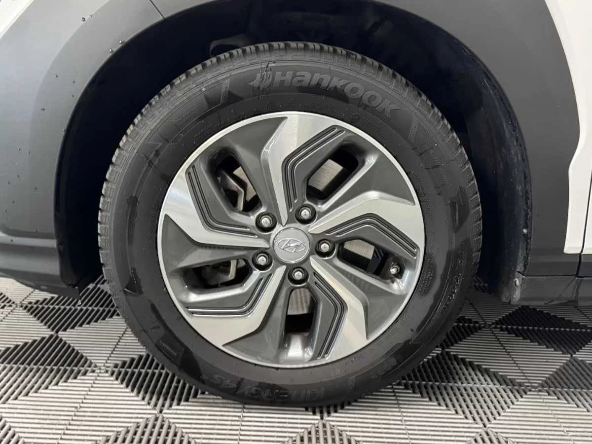 Hyundai Kona 1.6 GDI HEV Hybrid 2022г., снимка 6 - Автомобили и джипове - 54196834