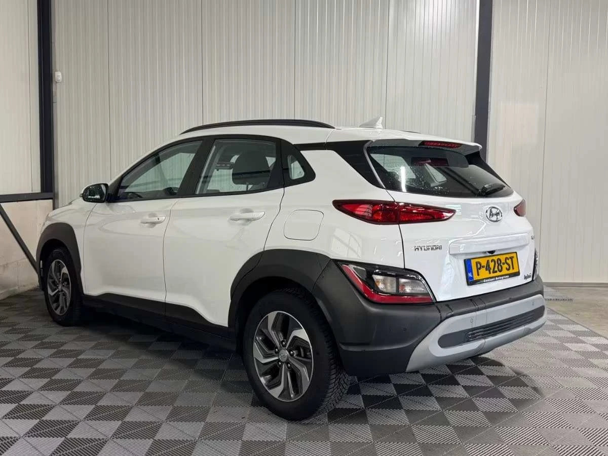 Hyundai Kona 1.6 GDI HEV Hybrid 2022г., снимка 4 - Автомобили и джипове - 54196834