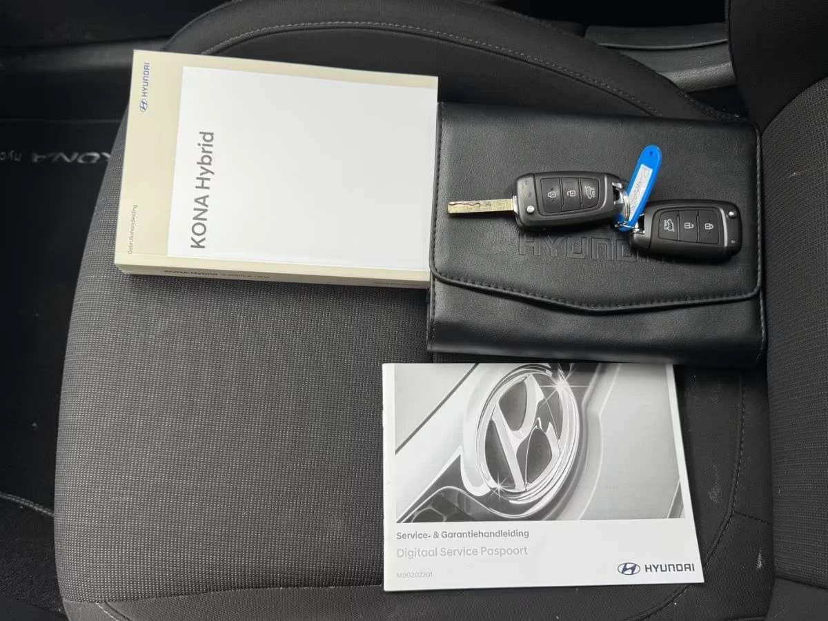 Hyundai Kona 1.6 GDI HEV Hybrid 2022г., снимка 17 - Автомобили и джипове - 54196834