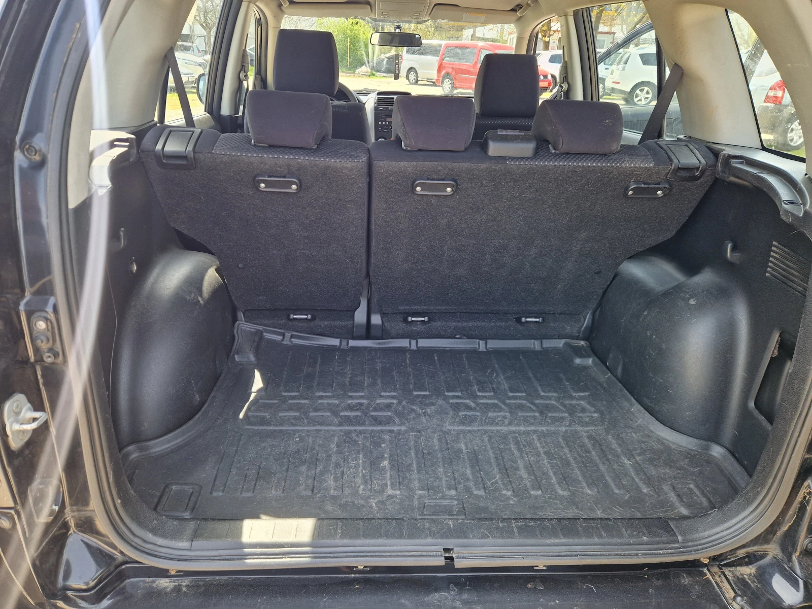 Suzuki Grand vitara 1.9DDIS/4X4, снимка 13 - Автомобили и джипове - 54211362