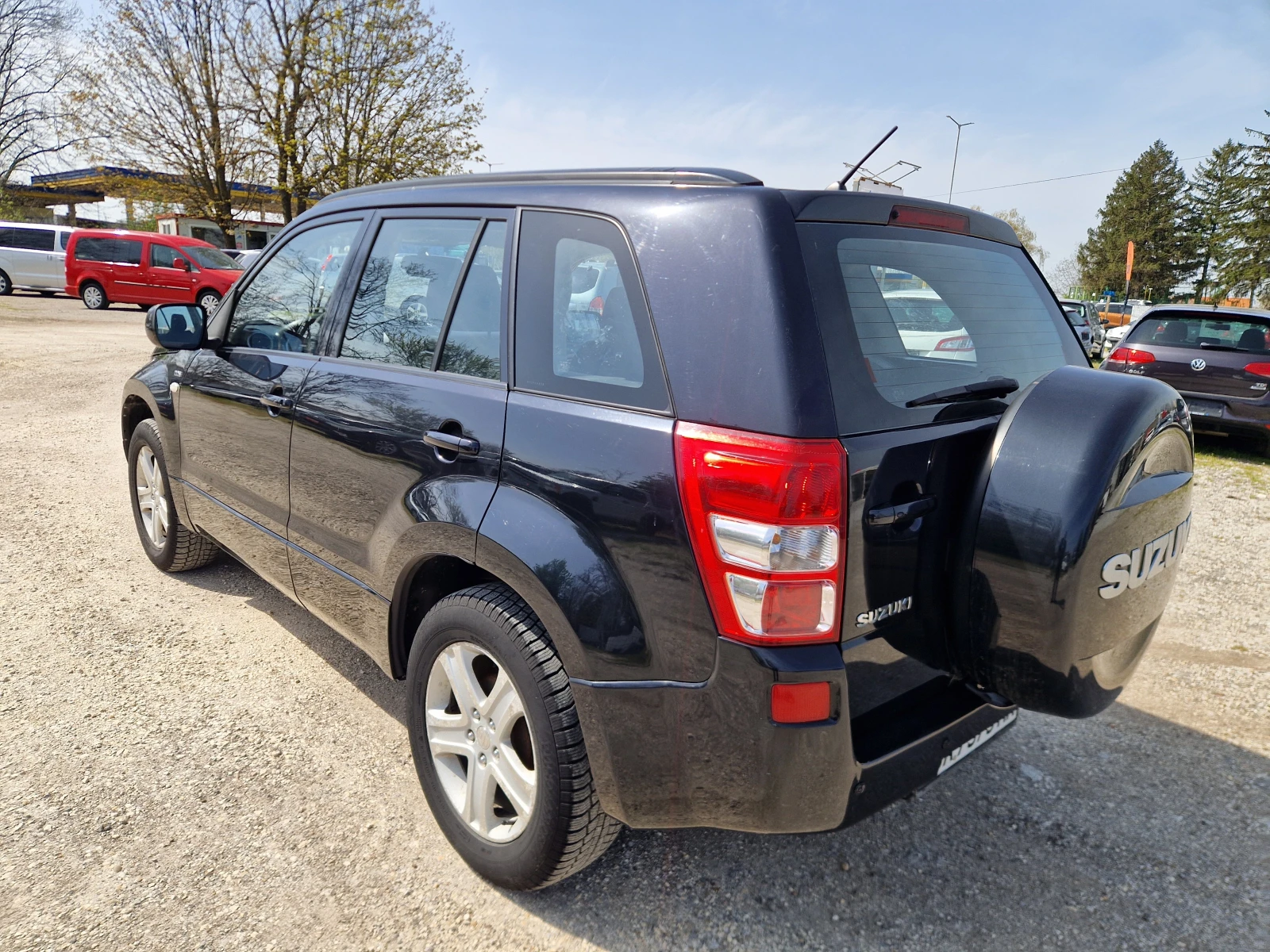Suzuki Grand vitara 1.9DDIS/4X4, снимка 7 - Автомобили и джипове - 54211362