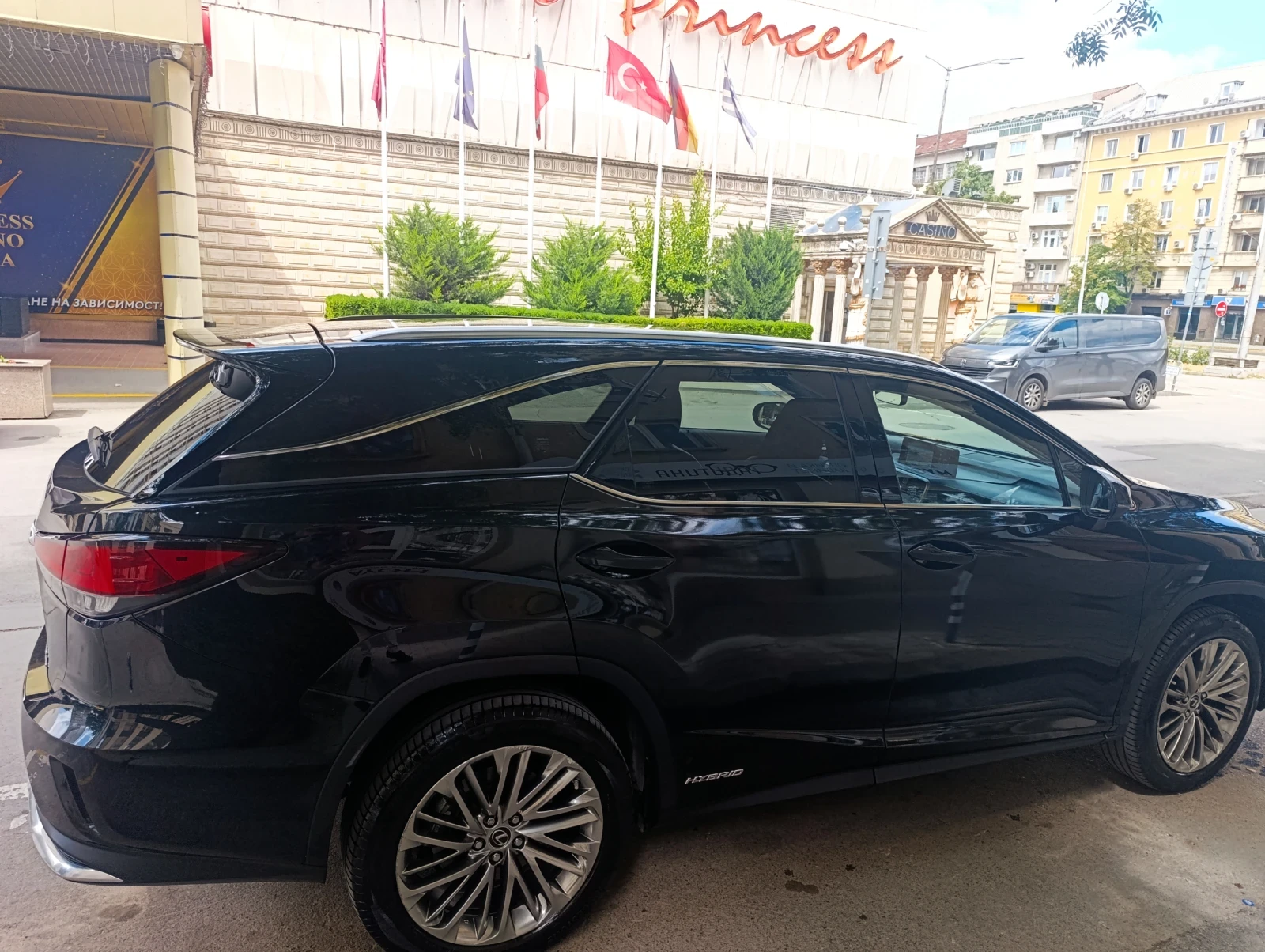 Lexus RX 450h plus Luxury 7 места !!!, снимка 5 - Автомобили и джипове - 55416014